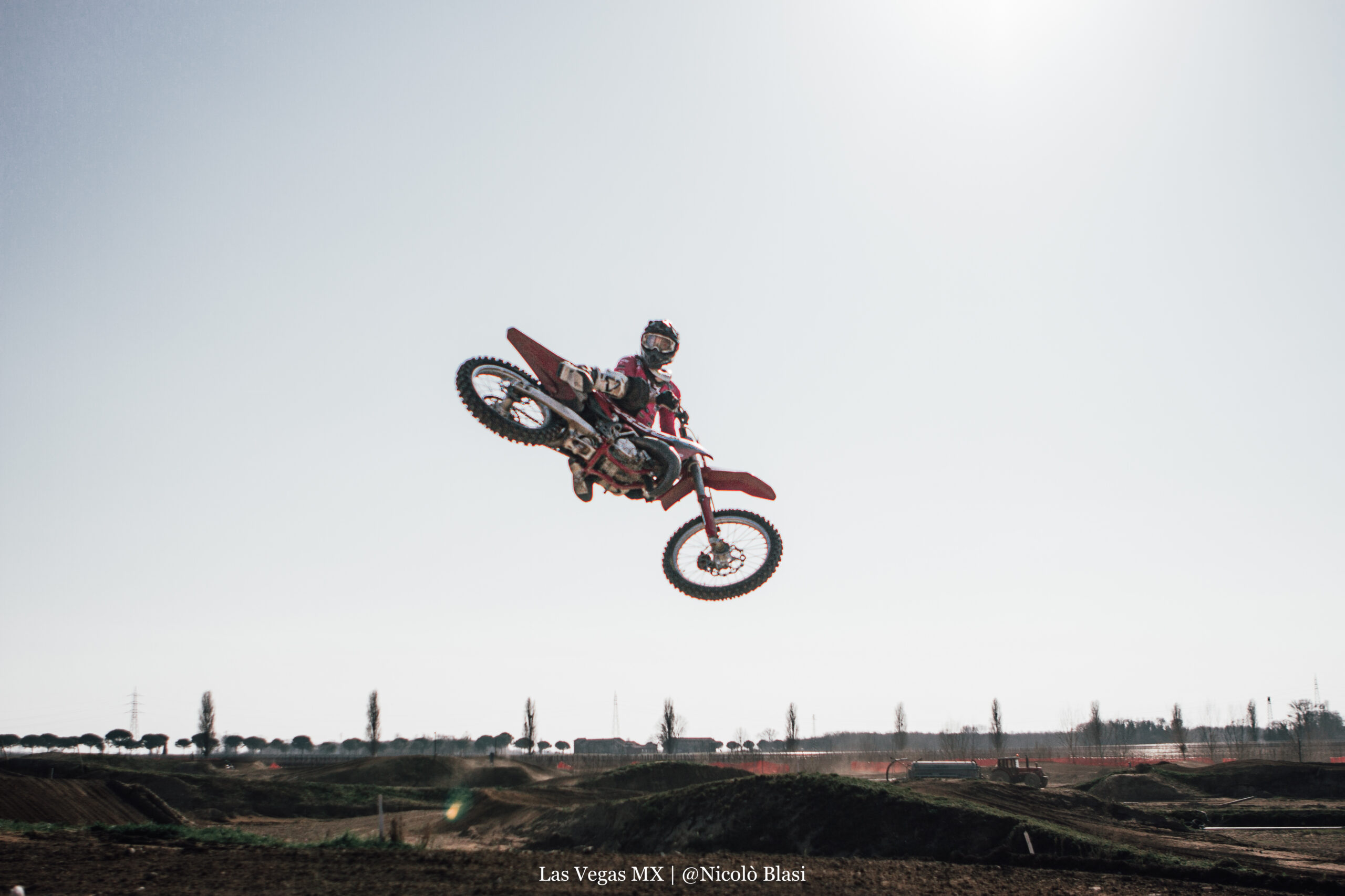 A9890647-AB15-4387-A3E5-C60FDB617EA7