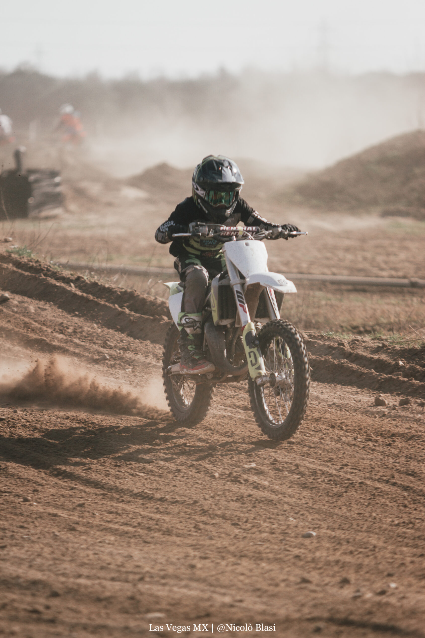 BB0CC654-63B7-4077-B619-5C3671747B53